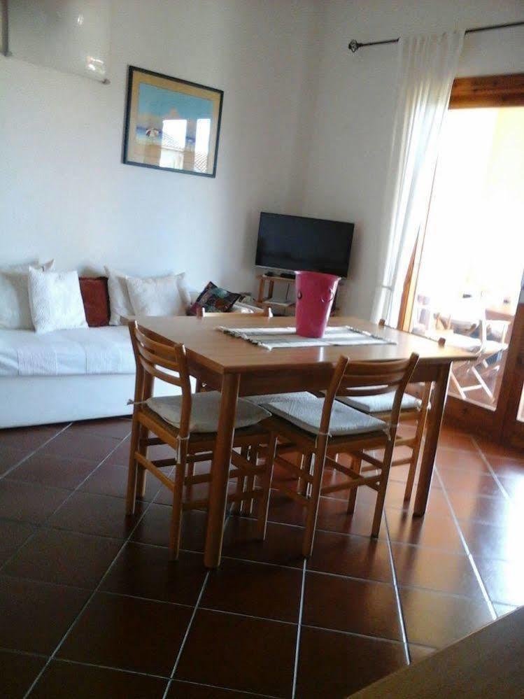 Casa Asparagi San Teodoro  Exteriér fotografie