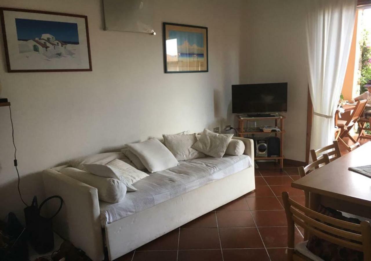 Casa Asparagi San Teodoro  Exteriér fotografie